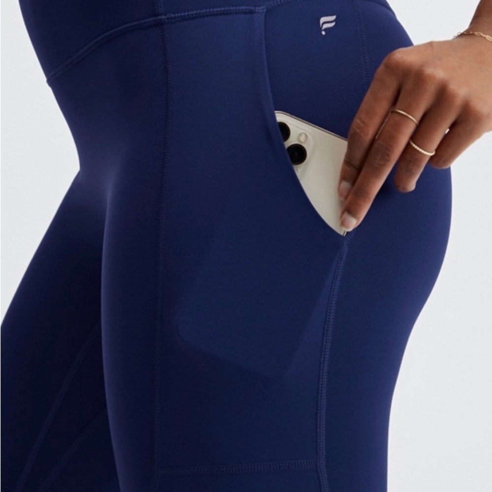 Nave Fabletics Leggings with Side Pockets - Picture 4 of 4